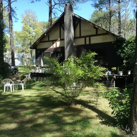 Cabana En Carilo Villa ภายนอก รูปภาพ